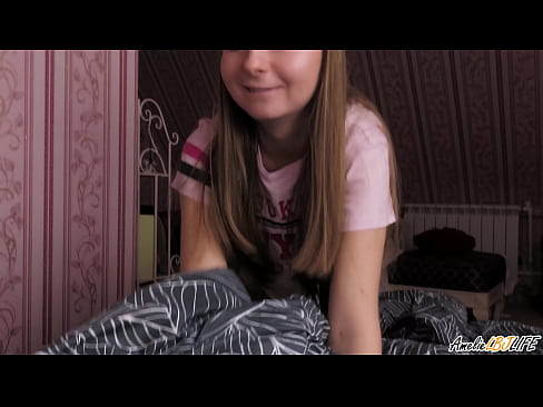 ❤️ Blondie sýgur BFF's djúpt og fær ásamt í munninn ❌ Rússneskt klám á klám is.kassa-standupbar.ru ❤